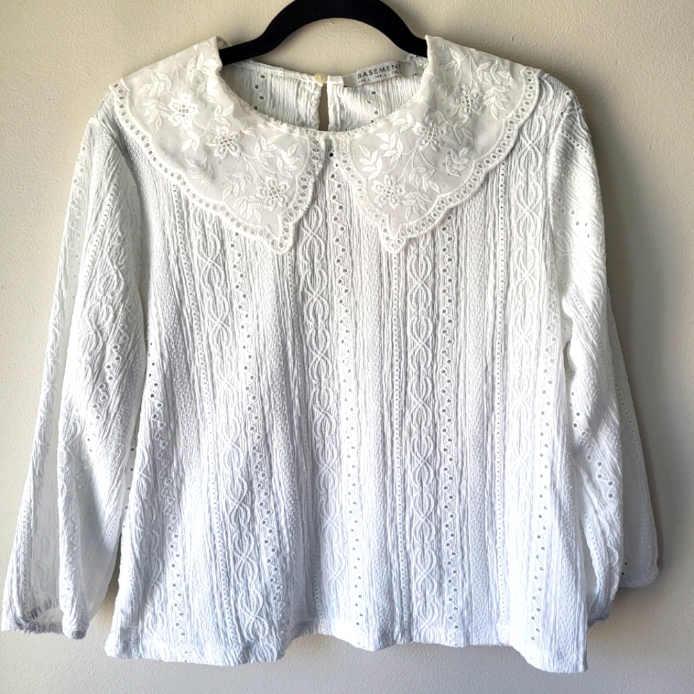 Basement White Lace Collar Eyelet Boho Flowy Butter Mom Summer Blouse Top
